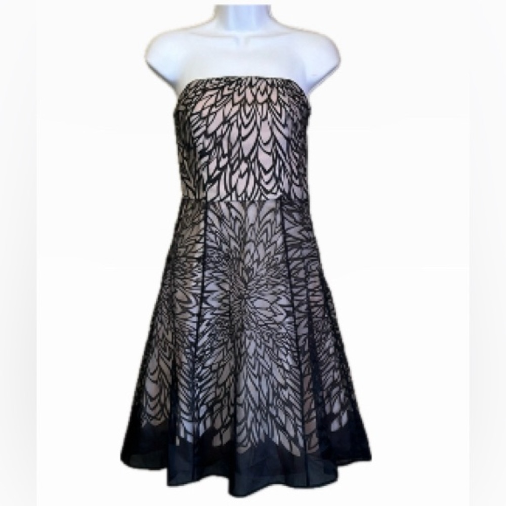 NWT White House Black Market Strapless Dress Size 0
